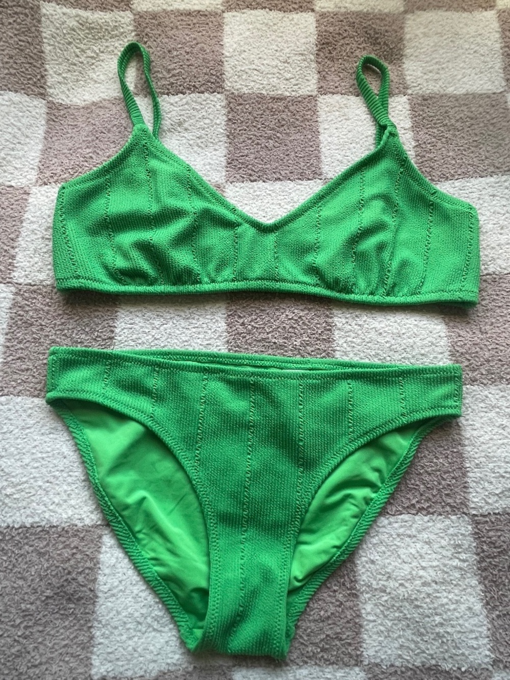 Green Aerie Bikini Medium Top and Small Bottoms